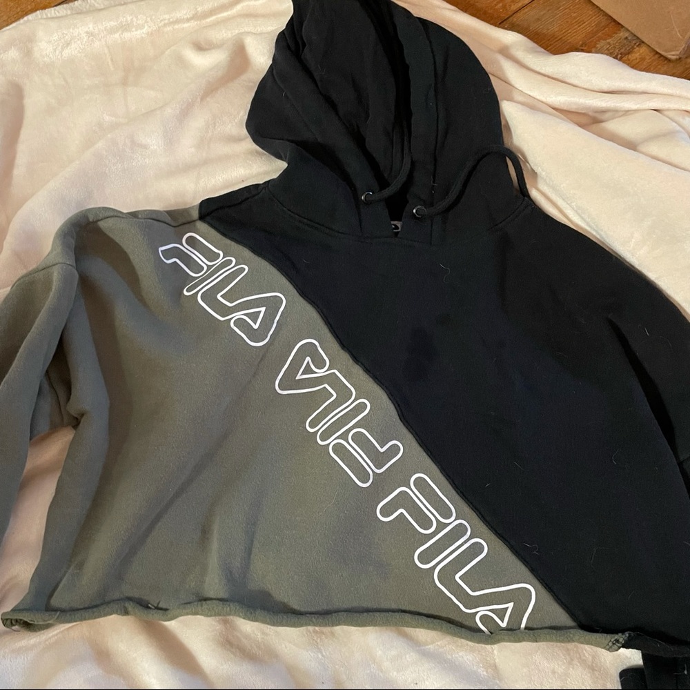 *removing 7/11* Fila Cropped Hoodie - Picture 3 of 6
